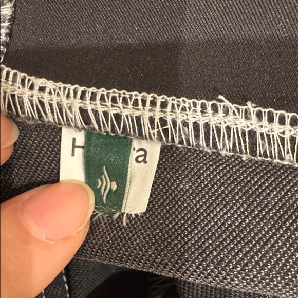 NWOT HALARA Gray Wide Leg Pants with White Stripes - Picture 9 of 9